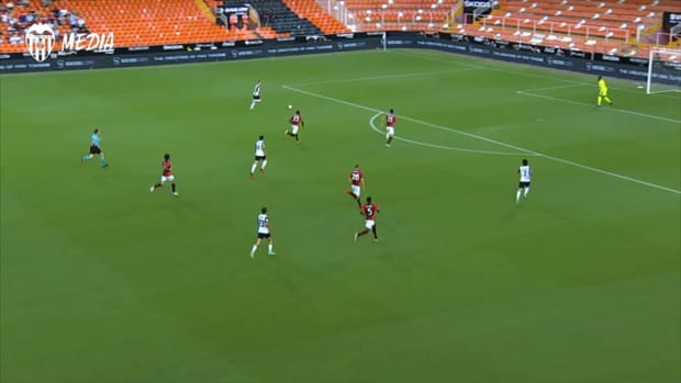 Valencia CF beat AC Milan on penalties to win pre-season trophy
